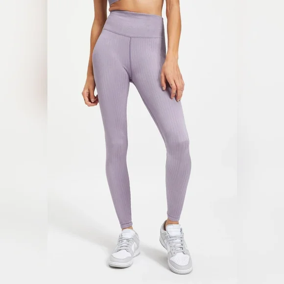 1/2 - Good American Shine Seamless Legging - Dusty Violet - Picture 3 of 8